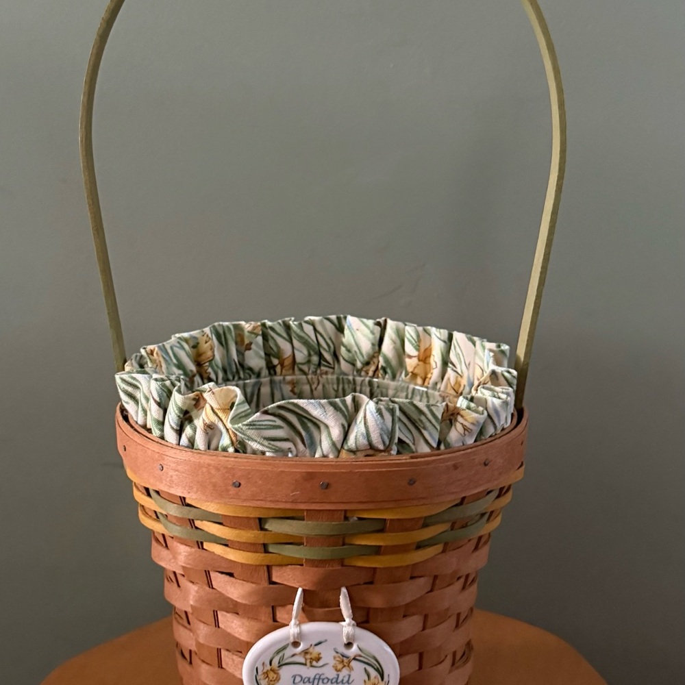 Longaberger 2008 May DAFFODIL Basket + Protector + Liner + Flowers + Tie On